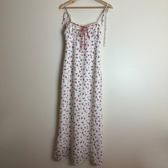Floral Maxi Dress in White and Red - Picture 4 of 5